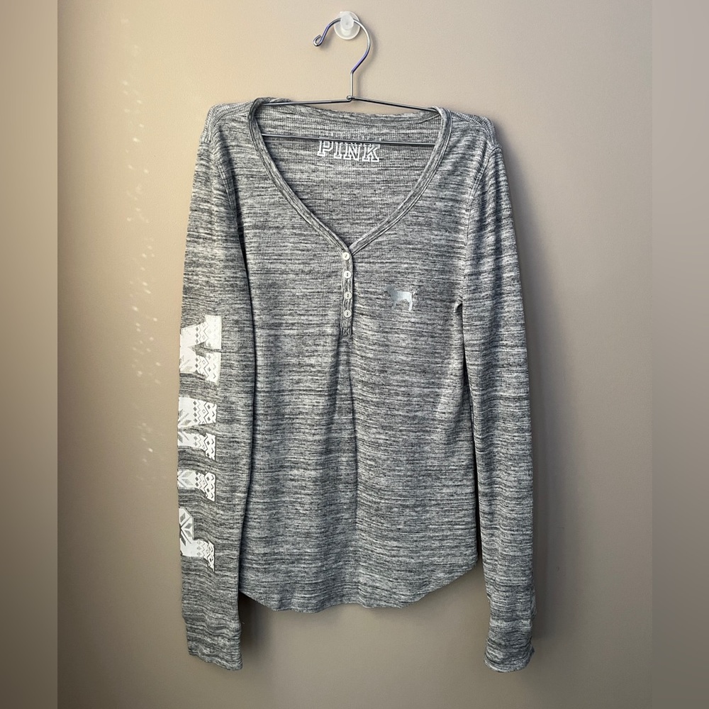Women’s Large Fits Medium PINK Grey Long Sleeve Pajama Shirt